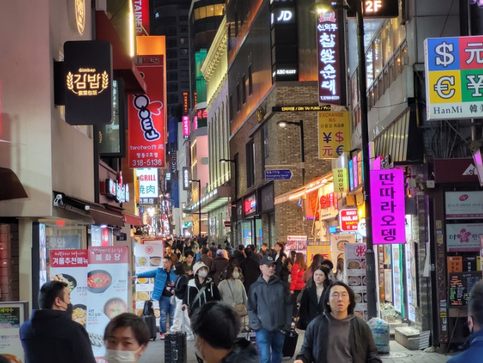 활기를 되찾고 있는 명동 출처:SNS