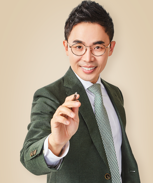 지난 2020년 논문 표절 논란으로 모든 방송에서 하차했던 한국사 강사 설민석 /출처: sns