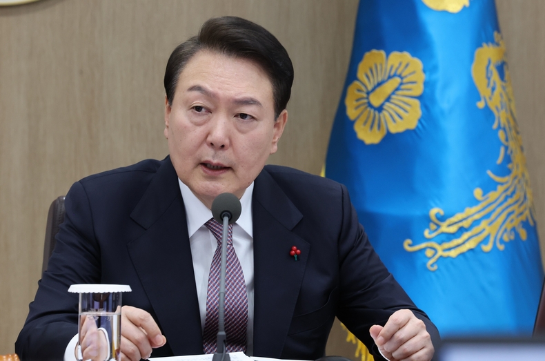 윤 대통령 지지율, 4주만에 30%대로 하락…“양평 고속도로 의혹 영향”