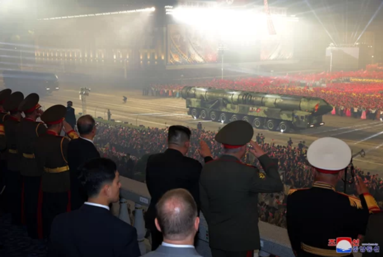 북한, '전승절 70주년' 야간 열병식 개최 / 조선중앙통신 홈페이지