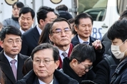 (속보)윤대통령 변호인단 오늘 오후 긴급 입장문