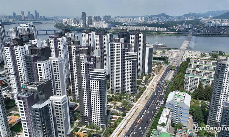 “부동산 대책 효과 없을 것” 절반 넘게 대답…