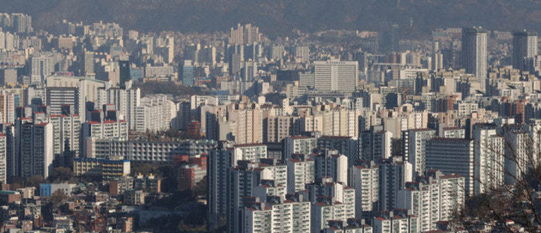 靑 "부동산 세제, 한두달 내 발표할 내용 아냐... "