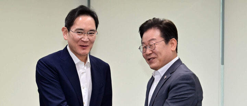 李대통령 만난 경제계 “일자리 창출노력 감사”