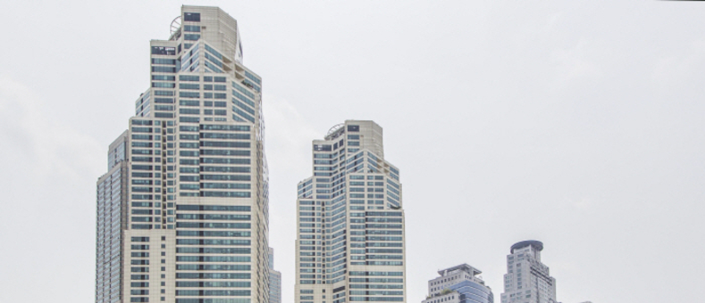 금통위원 “환율·부동산 안정 우선 고려해 금리 동결”