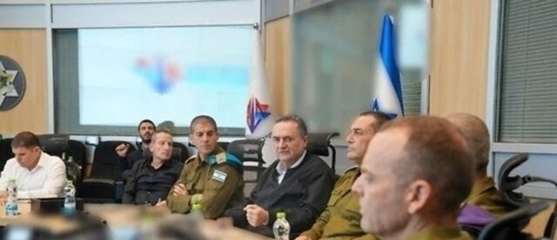 이스라엘 국방 "이란 정보장관 제거… 오늘 중대 기습"