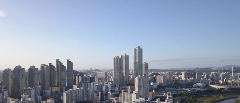 서울 아파트값 상승폭 2주 연속 확대…