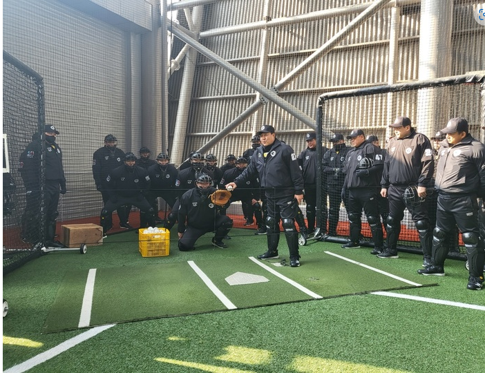 ▲KBO 심판위원회 2023 동계훈련. <사진=KBO 제공>