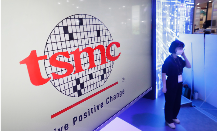 ▲워런 버핏은 그간 보유한 세계 최대 반도체 위탁생산업체 TSMC(臺灣積體電路製造) 주식의 85% 정도를 처분했다고 닛케이 신문이 15일 보도했다. <사진=SNS>