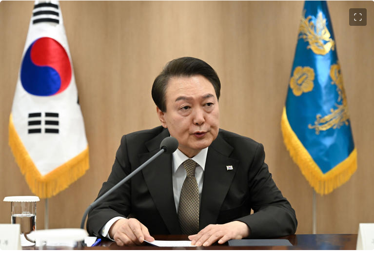 ▲윤석열 대통령의 국정수행 지지도는 지난 1월 1주(40.9%) 이후 30%대 중후반을 기록하다가 6주 만에 40%대를 회복했다. <사진=SNS>