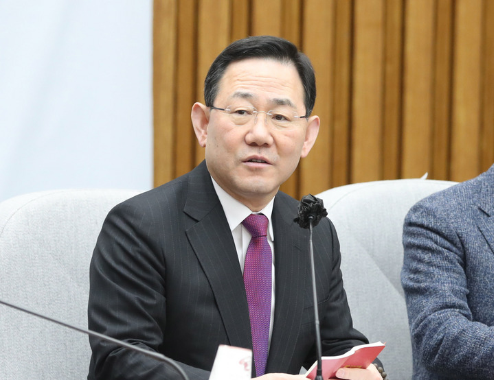 ▲주호영 국민의힘 원내대표가 21일 오전 서울 여의도 국회에서 열린 원내대책회의에서 발언하고 있다. <사진=SNS>