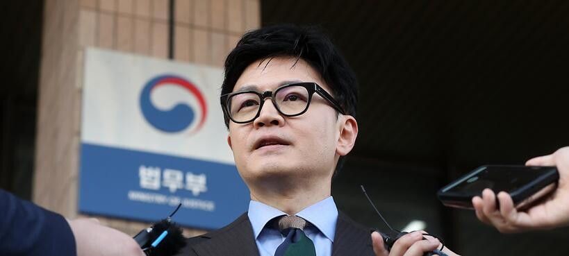 ▲ 검찰총장 출신인 윤석열 대통령 역시 검수원복을 지지하고 있어 한동훈 법무부 장관이 다른 방법을 모색할 것이란 관측도 나온다.<사진=SNS>