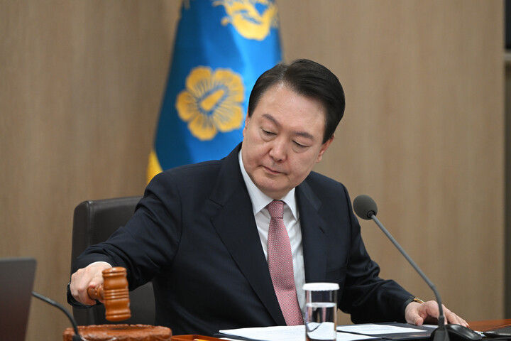 ▲ 윤석열 대통령이 21일 서울 용산 대통령실 청사에서 열린 국무회의를 주재하고 있다. <사진=대통령실 제공>