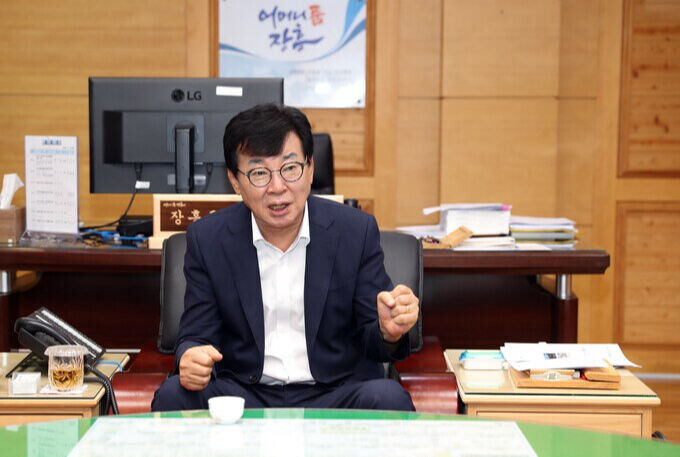 ▲ 김성 장흥군수. <사진=장흥군 제공>