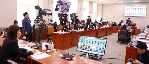 ▲ 정정미 헌법재판관 후보자가 29일 오전 서울 여의도 국회에서 열린 헌법재판소 재판관후보자 인사청문회에서 의원 질의에 답변하고 있다. <사진=SNS>
