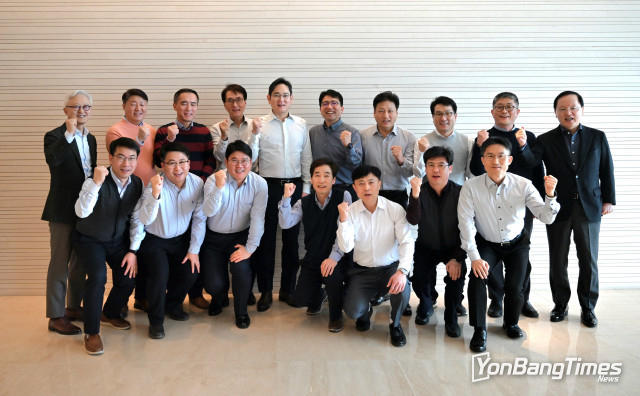 이재용 삼성전자 회장, 삼성 명장 격려하며 기술인재 육성에 박차