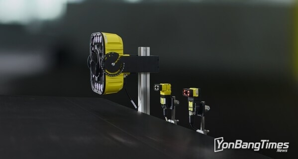 The Cognex SLX logistics devices are ready to take on specific logistics applications.