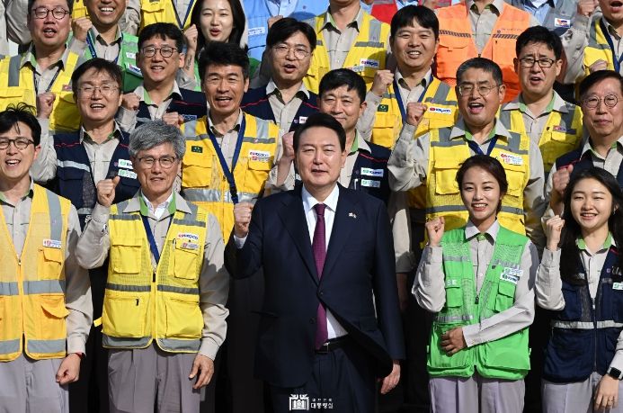 ▲ 윤석열 대통령, 바라카 원전 근로자 격려 오찬 간담회